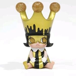 Pop Mart Baby Molly Golden Drip Gold Stains Figure *RARE*